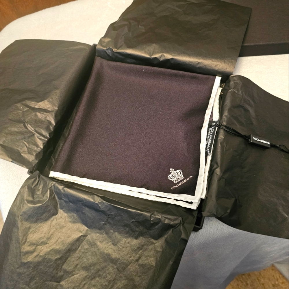 Dolce & Gabbana Black Silk Pocket Square NIB